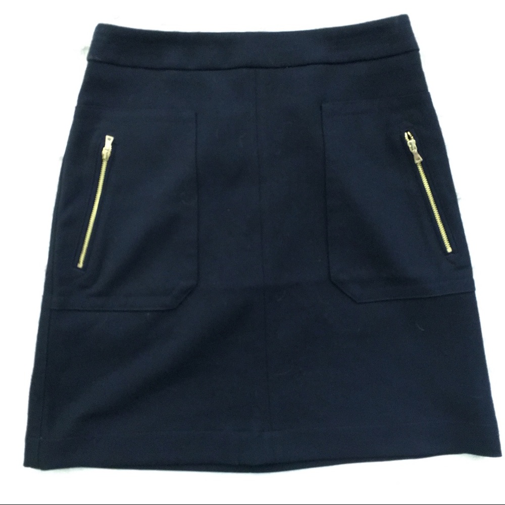 Navy loft skirt